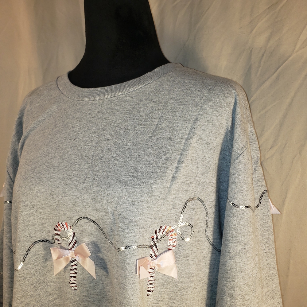 Ellos Gray Sweatshirt With Candy Cane Sequin Detailing - 1X - Picture 1 of 6